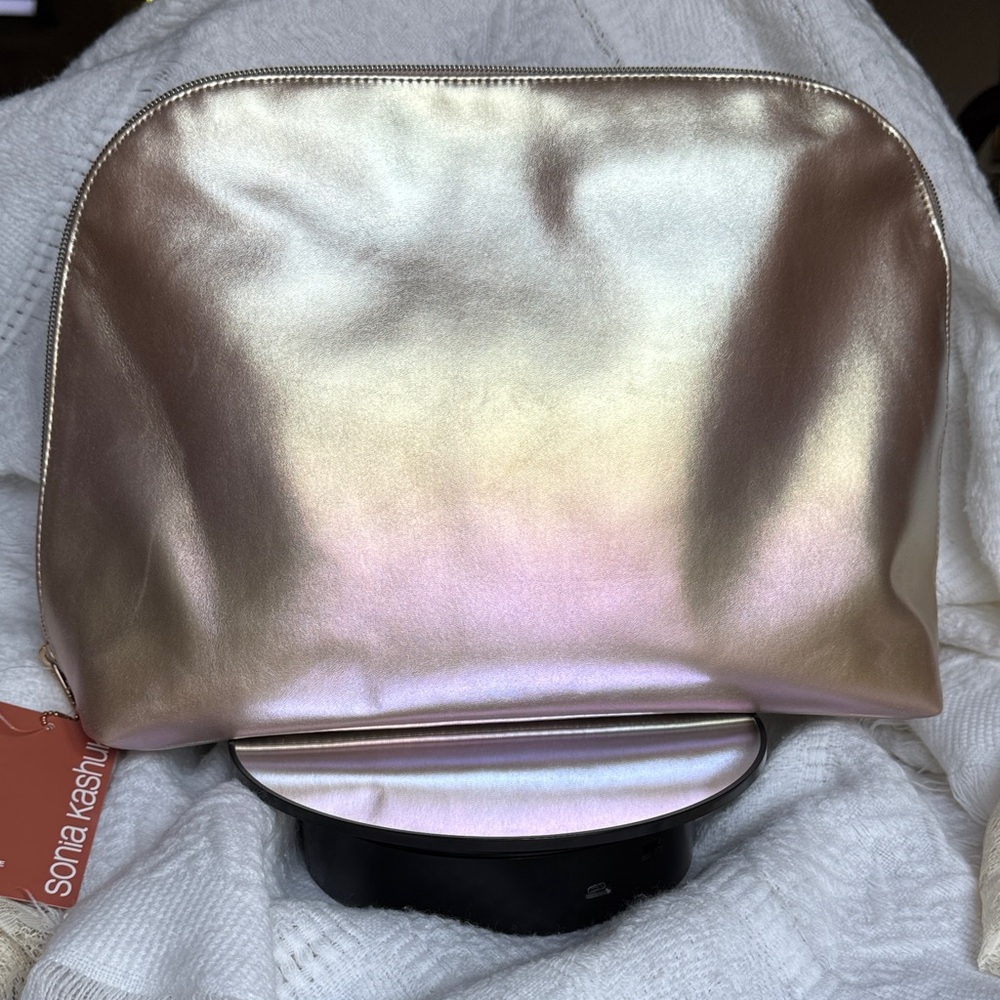 Sonia Kashuk Iridescent Gold Cosmetic Bag with smaller mesh bag & 5 brush set!